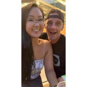 Meet your Posher, Lois